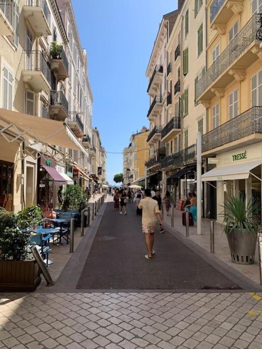 Cannes Centre Proche Plage Croisette Palais Des Festivals Exterior foto